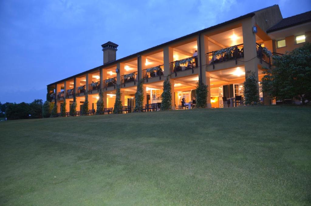 03.06.2026 - 07.06.2026  | Castelconturbia Golf Trainingsreise mit PGA Golf Professional | ab 1920,-- 
